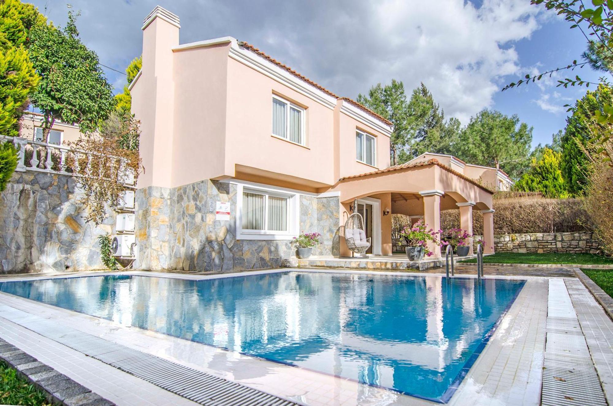 Pine Club Apart Hotel Kuşadası Exterior photo